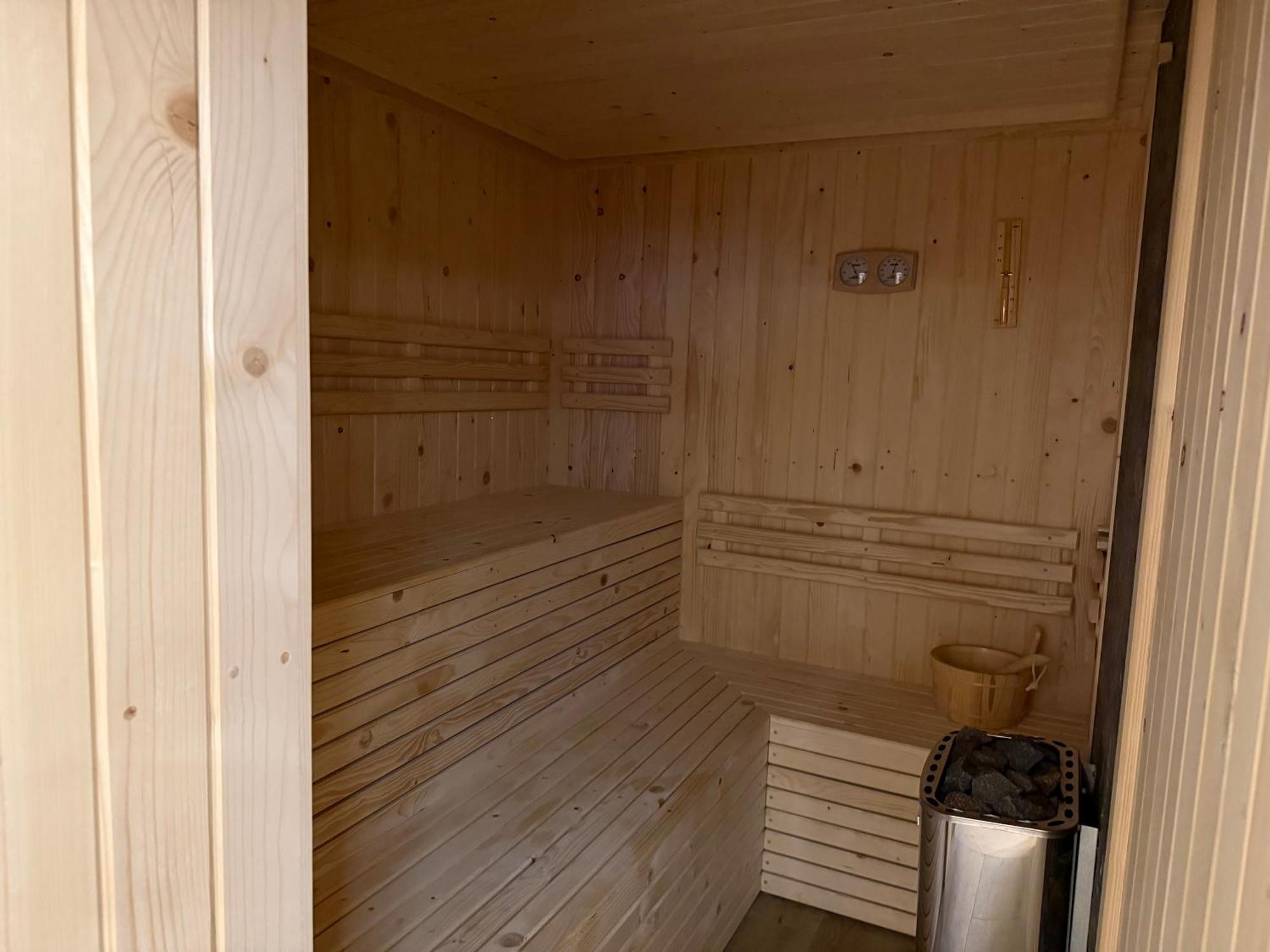Willa Cizemka- Sauna, Teznia Solankowa ブコビナ・タトシャンスカ エクステリア 写真