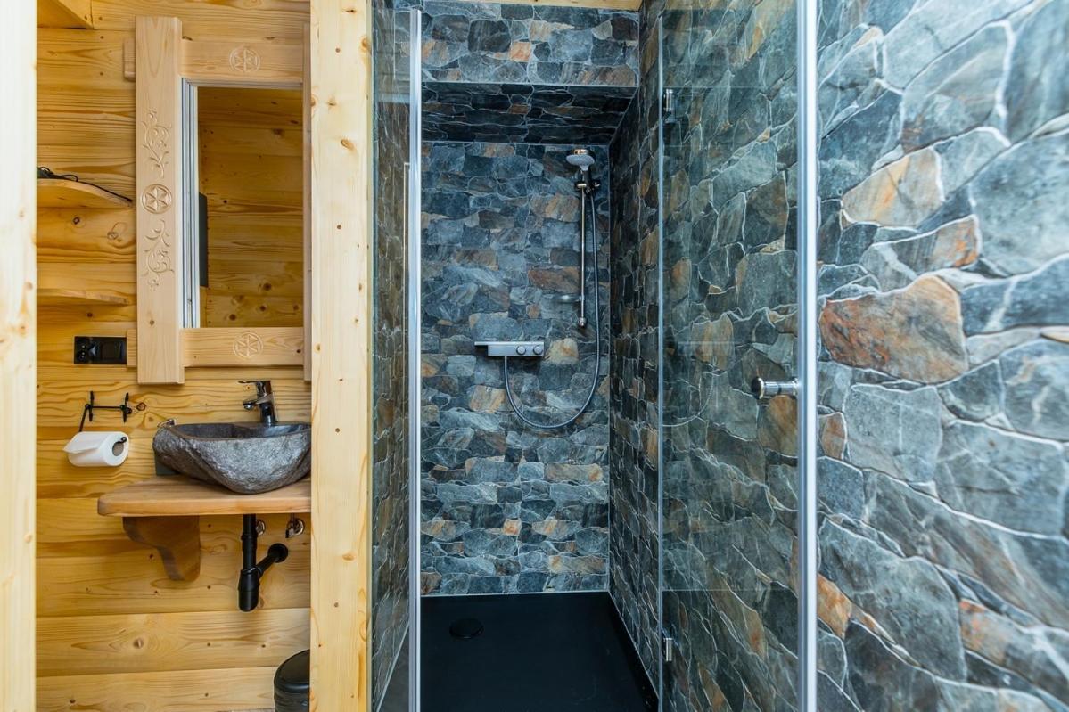 Willa Cizemka- Sauna, Teznia Solankowa ブコビナ・タトシャンスカ エクステリア 写真