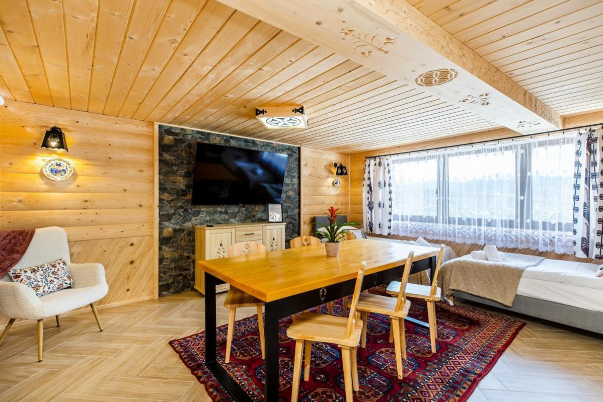 Willa Cizemka- Sauna, Teznia Solankowa ブコビナ・タトシャンスカ エクステリア 写真
