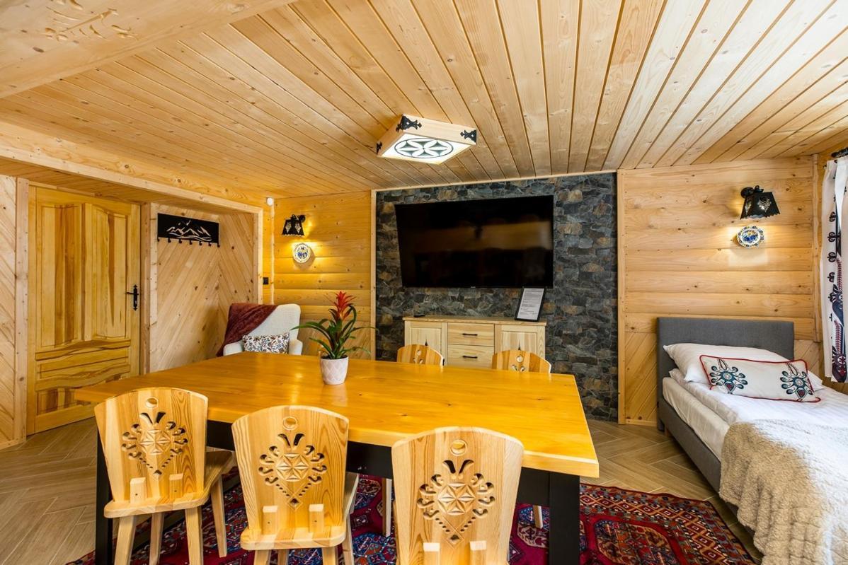 Willa Cizemka- Sauna, Teznia Solankowa ブコビナ・タトシャンスカ エクステリア 写真